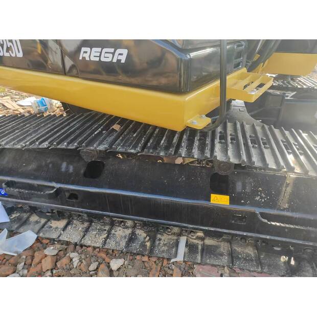 2024 Caterpillar 325D-43753227