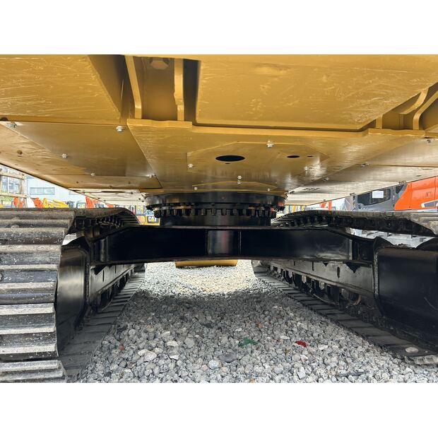 2024 كاتربيلر 329D2-43753266