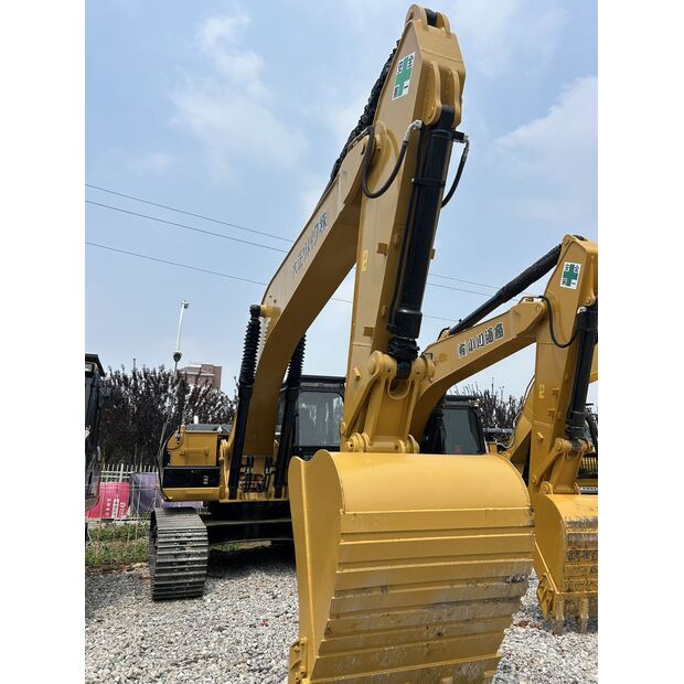 2024 كاتربيلر 329D2-43753267