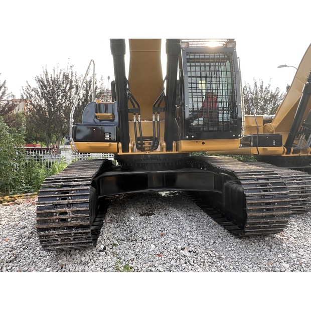 2023 Caterpillar 336D2-43753390