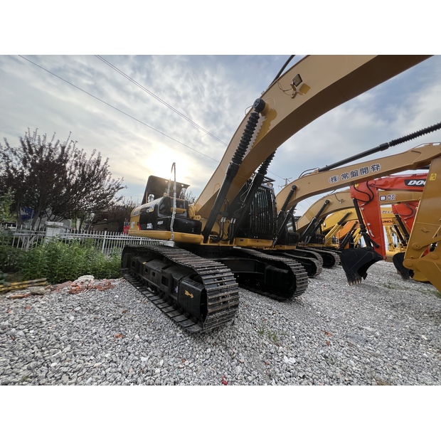 2023 Caterpillar 336D2-43753398