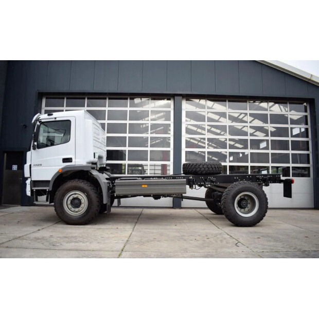 2024 مرسيدس بنز ATEGO 1725-43753658