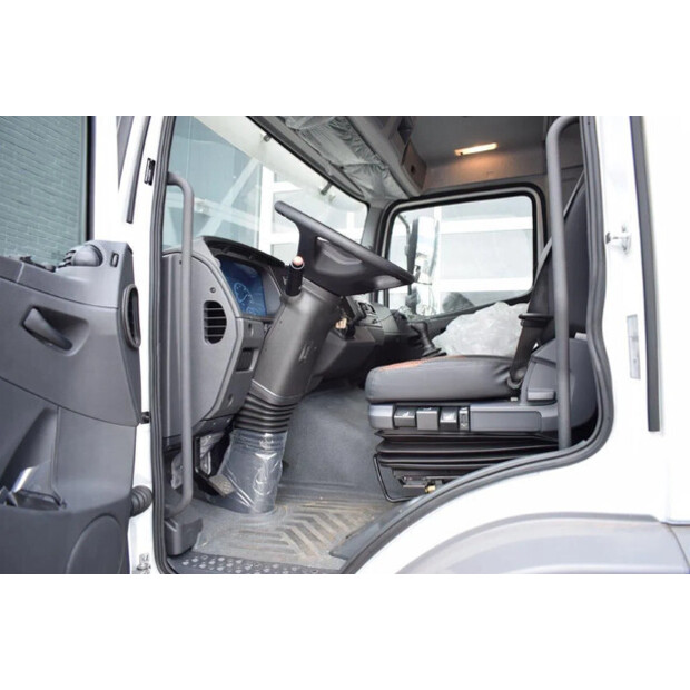 2024 مرسيدس بنز ATEGO 1725-43753664