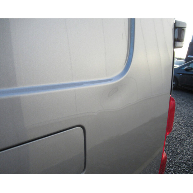 2019 Peugeot Expert-43755153