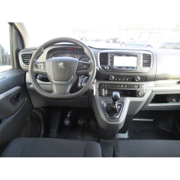 2019 Peugeot Expert-43755171