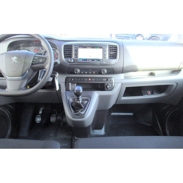 2019 Peugeot Expert-43755176