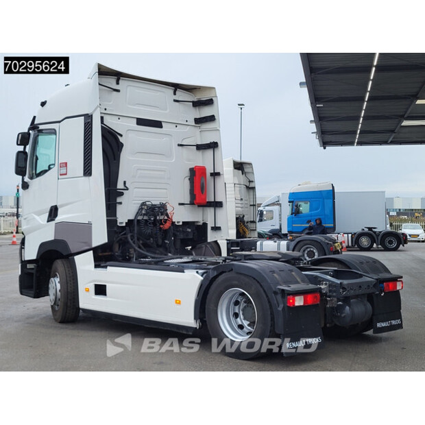 2020 Renault T520-43755811