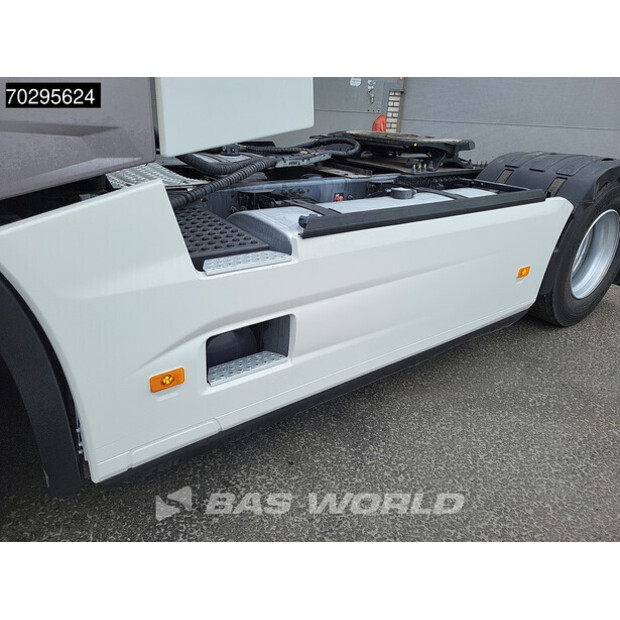 2020 Renault T520-43755820