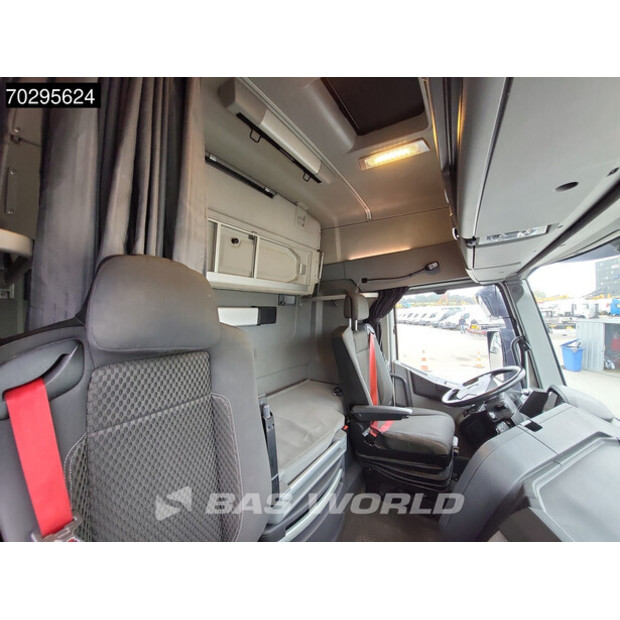 2020 Renault T520-43755839