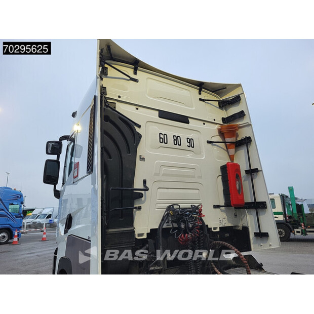 2020 Renault T520-43755851