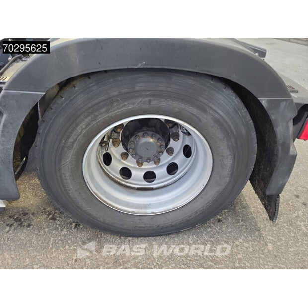 2020 Renault T520-43755858