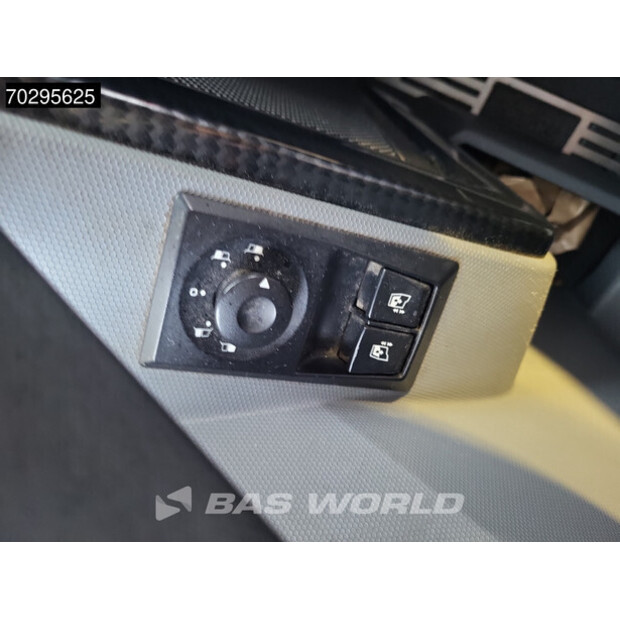 2020 Renault T520-43755874