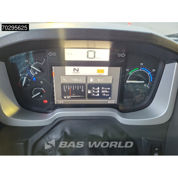 2020 Renault T520-43755877