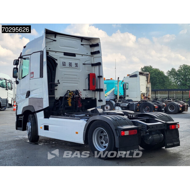 2020 Renault OTHERS-43755883