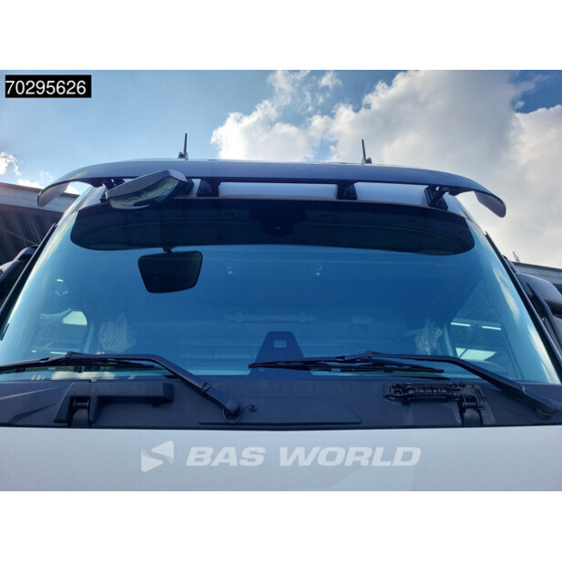 2020 Renault OTHERS-43755888