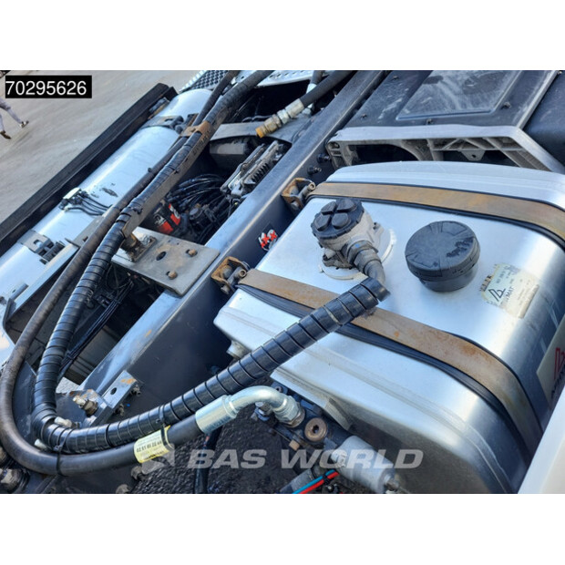 2020 Renault OTHERS-43755894