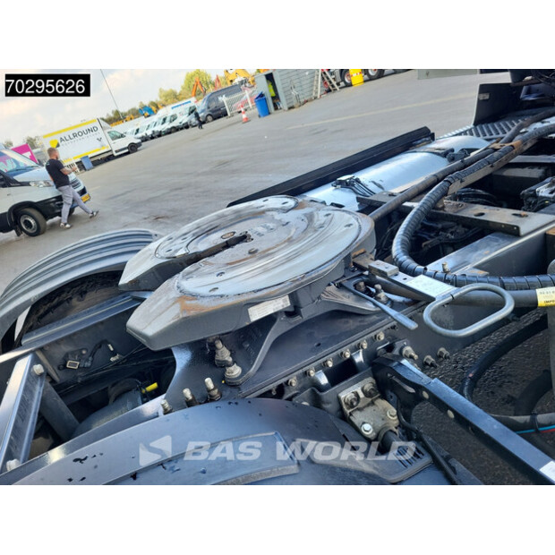 2020 Renault OTHERS-43755897