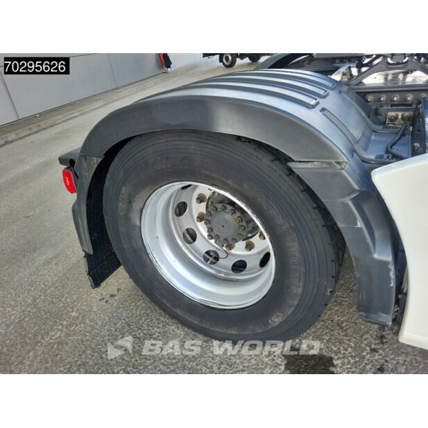 2020 Renault OTHERS-43755900