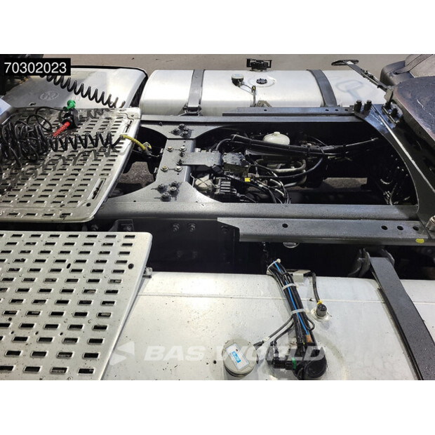 2021 داف XF 480-43756173