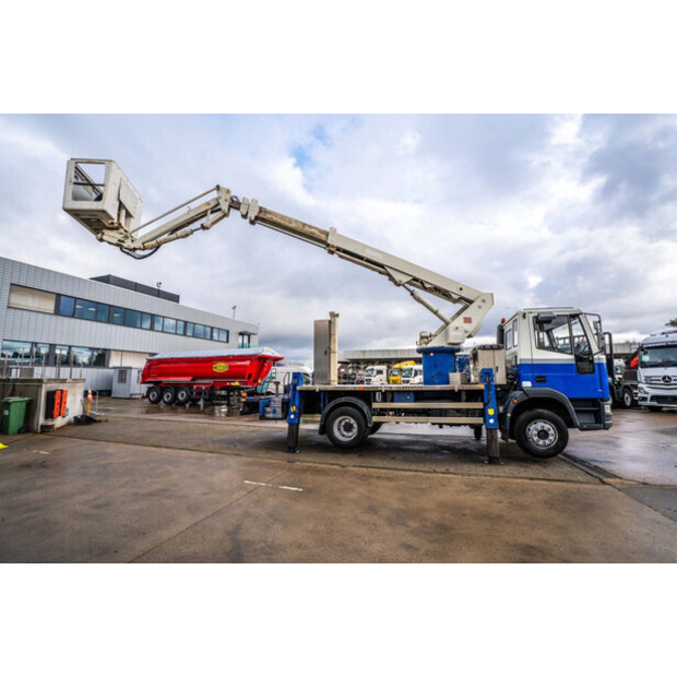 1997 ايفكو 130E18-43757099