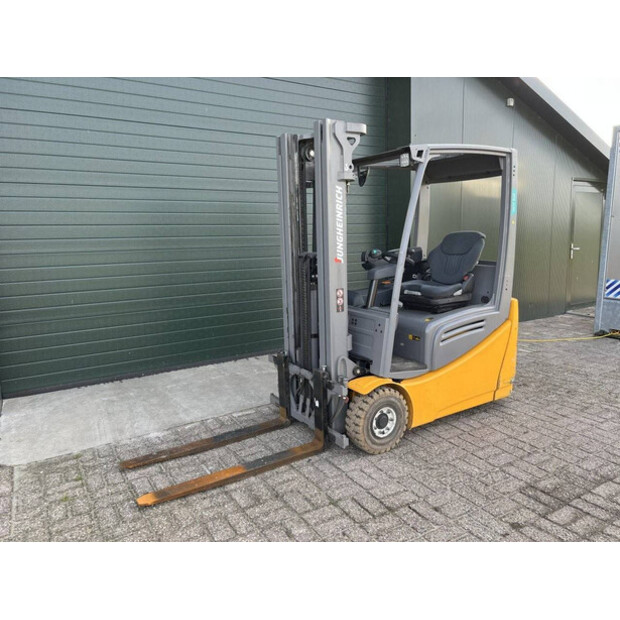 2018 Jungheinrich EFG216K-43757158