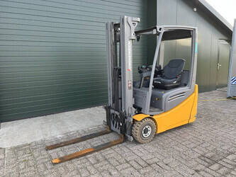 صورة ل رافعات شوكية 2018 جنجهينريتش EFG216K