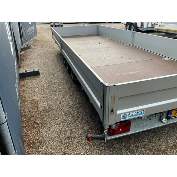 NIEWIADOW OTHERS-43757433