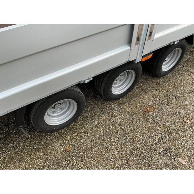 NIEWIADOW OTHERS-43757438