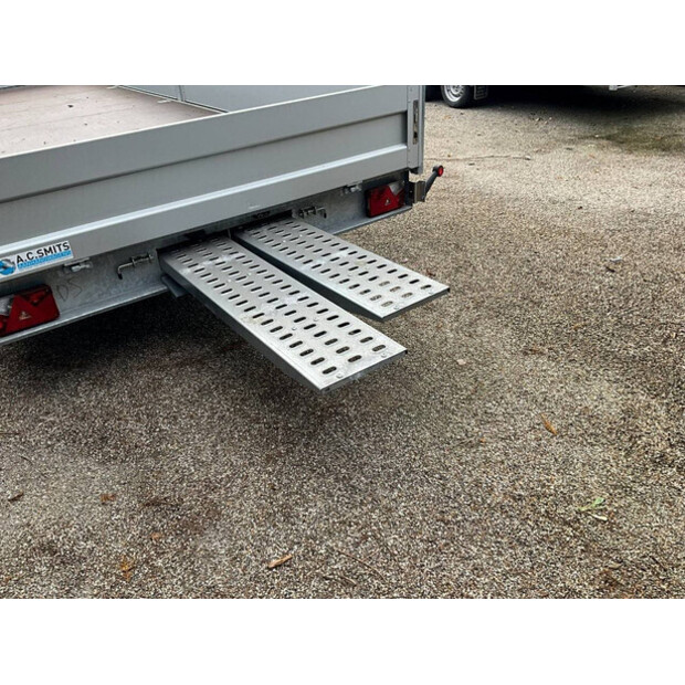 NIEWIADOW OTHERS-43757440