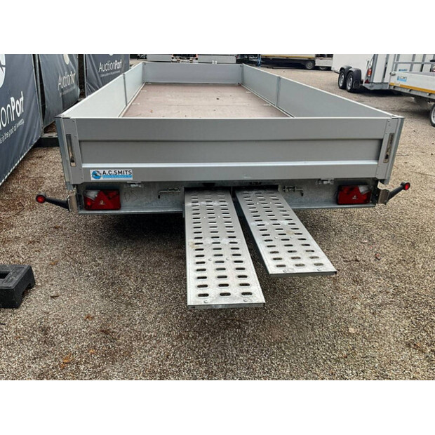 NIEWIADOW OTHERS-43757441