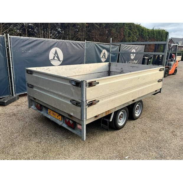 2011 Henra PL2-43757699