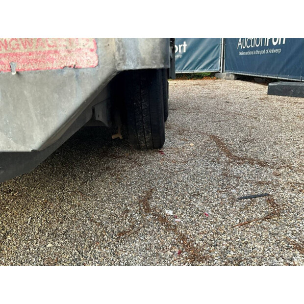 2011 Henra PL2-43757706