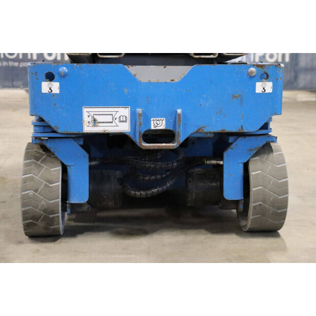 2014 Genie GS1532-43757808