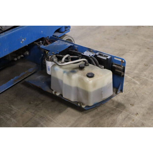 2014 Genie GS1532-43757811