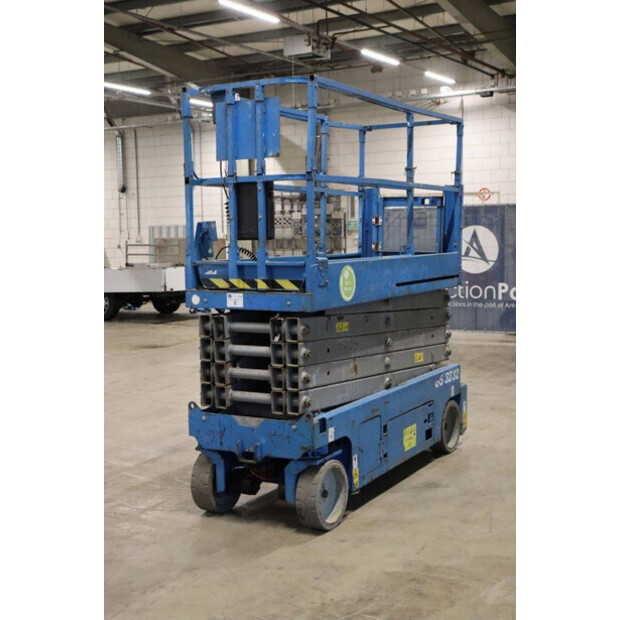 2014 Genie GS-3232-43757899