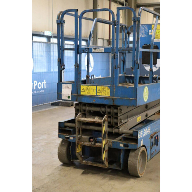 2014 جيني GS-2046-43758355