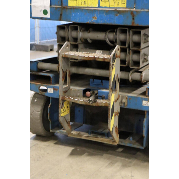 2014 جيني GS-2046-43758356