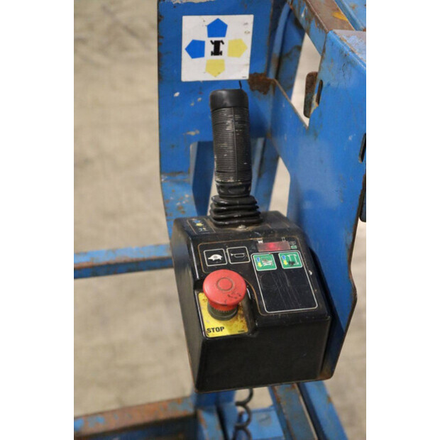 2014 جيني GS-2046-43758373