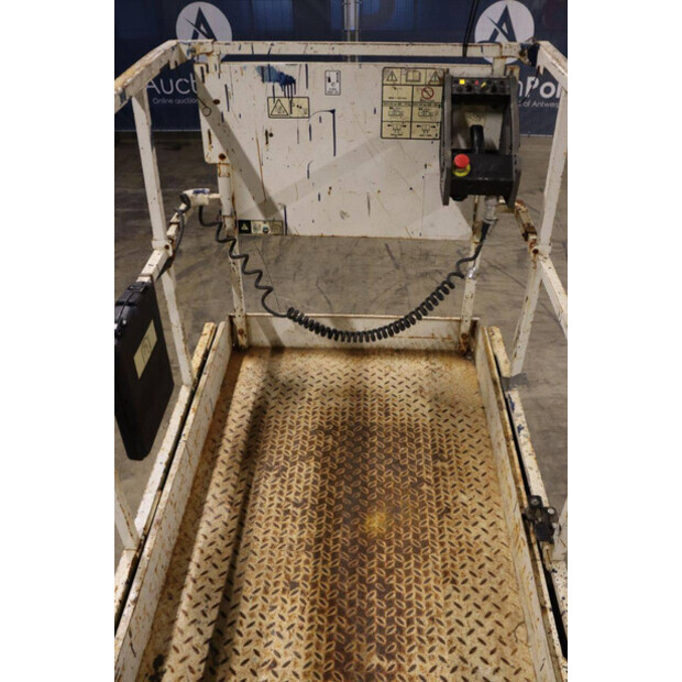 2016 جيه ال جي 2646ES-43758701