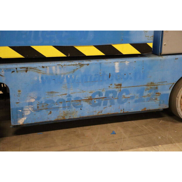 2016 جيني GRC-12-43758759