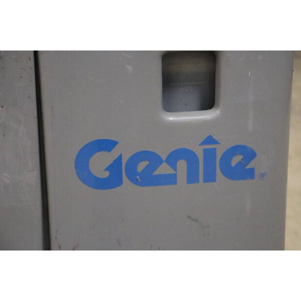 2016 جيني GRC-12-43758762