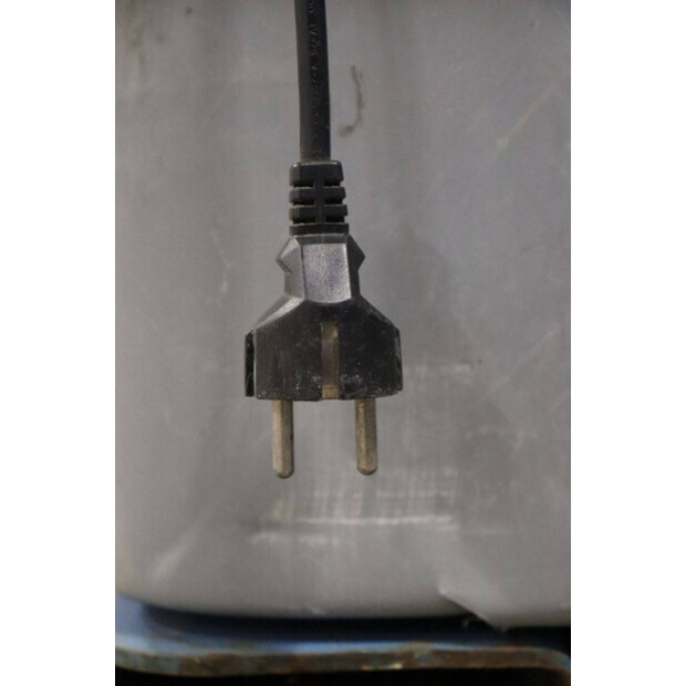 2016 جيني GRC-12-43758765