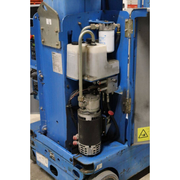 2016 جيني GRC-12-43758766