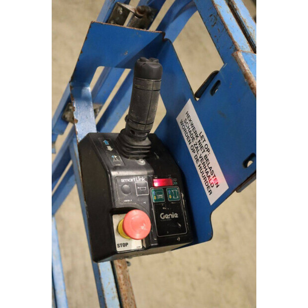 2016 جيني GRC-12-43758773