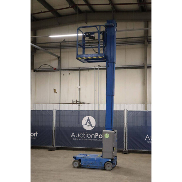 2016 جيني GRC-12-43758779