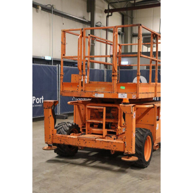 2015 SkyJack SJ6826RT-43758940