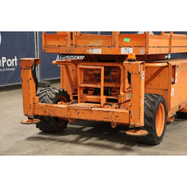 2015 SkyJack SJ6826RT-43758941