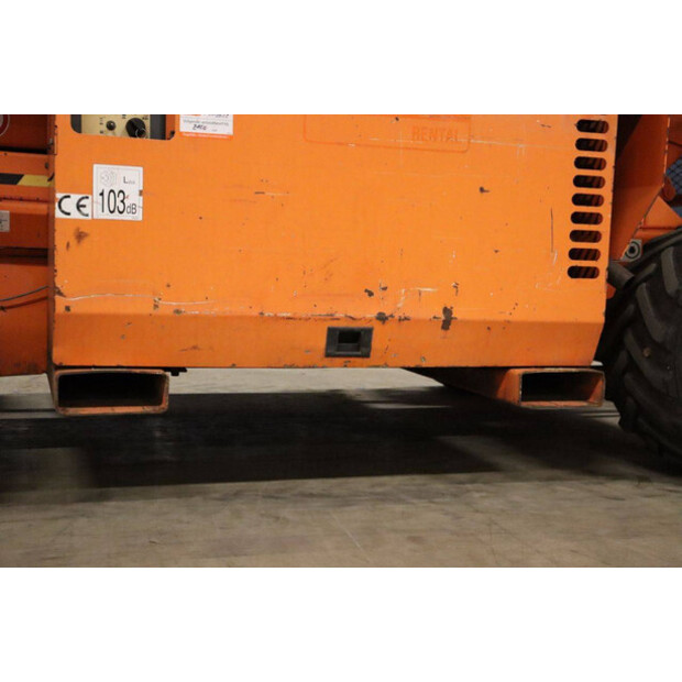 2015 SkyJack SJ6826RT-43758945