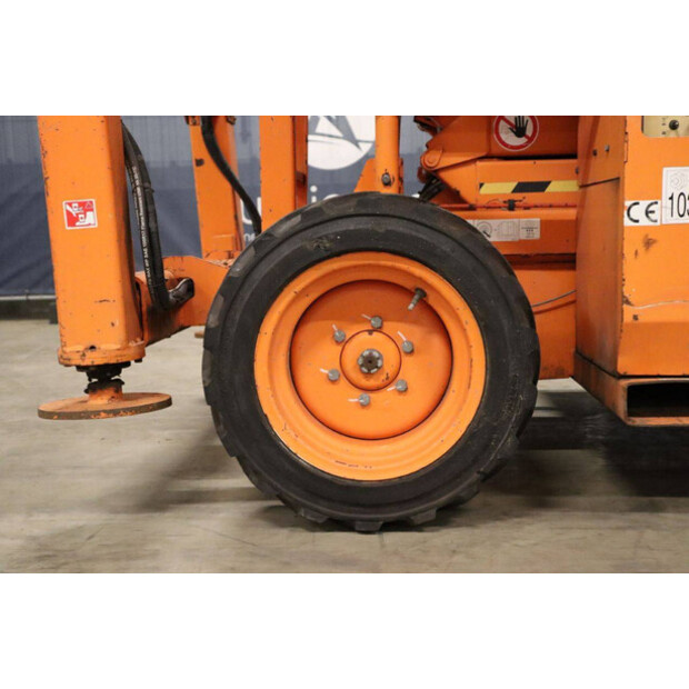 2015 SkyJack SJ6826RT-43758946