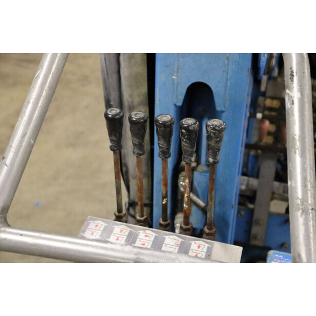 2014 EasyLift R130-43759096